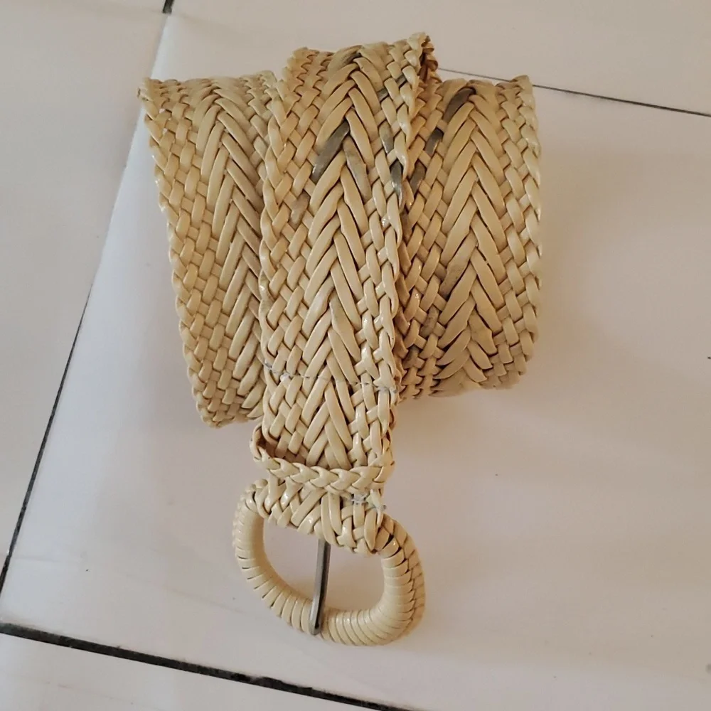 New braided leather belt Size M/L 38